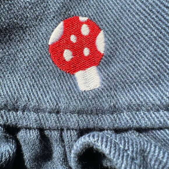 Embroidered Mushroom Ruffle Shorts - Picture 3 of 6